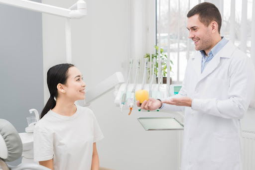 How dental health and diet work together every day